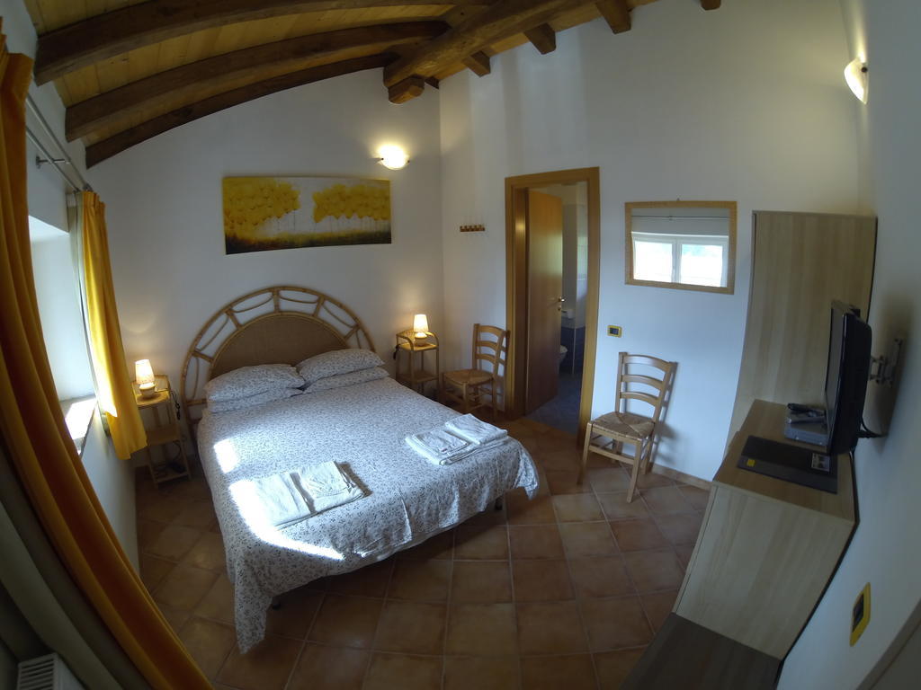 Al Campo Di Sotto Bed & Breakfast Buia Kültér fotó