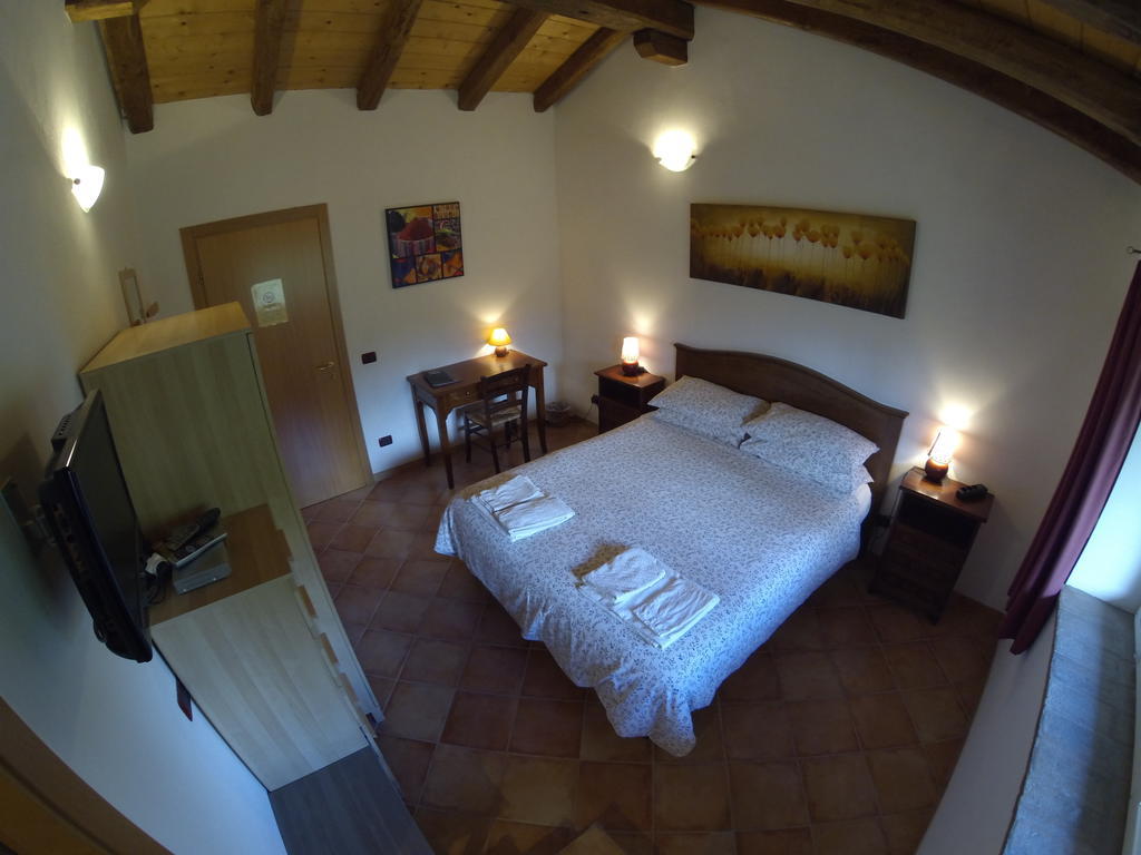 Al Campo Di Sotto Bed & Breakfast Buia Szoba fotó